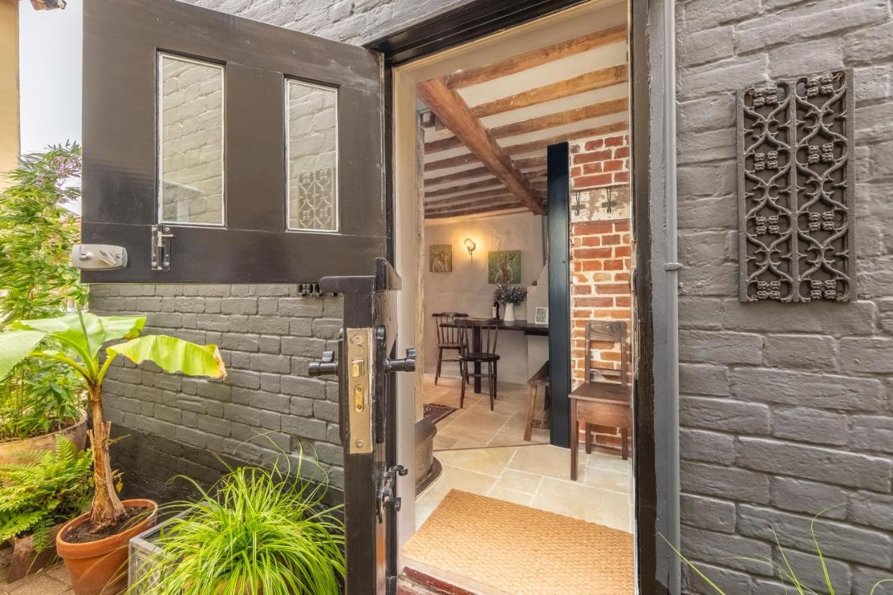 Most Romantic Cottage In Suffolk - Number Four Framlingham Dış mekan fotoğraf