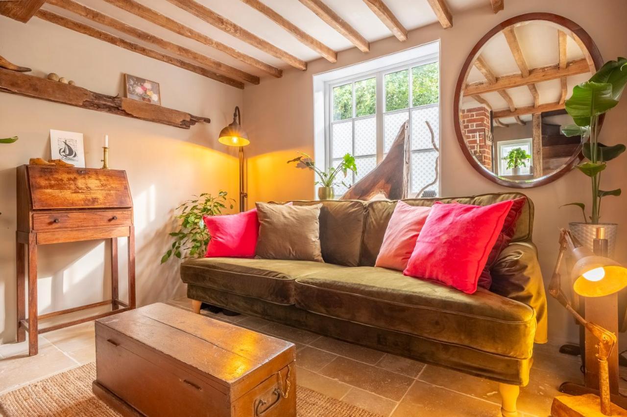 Most Romantic Cottage In Suffolk - Number Four Framlingham Dış mekan fotoğraf
